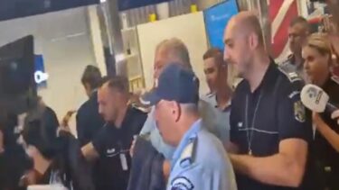 Dănuţ Lupu a fost ridicat de poliţie direct de la aeroport