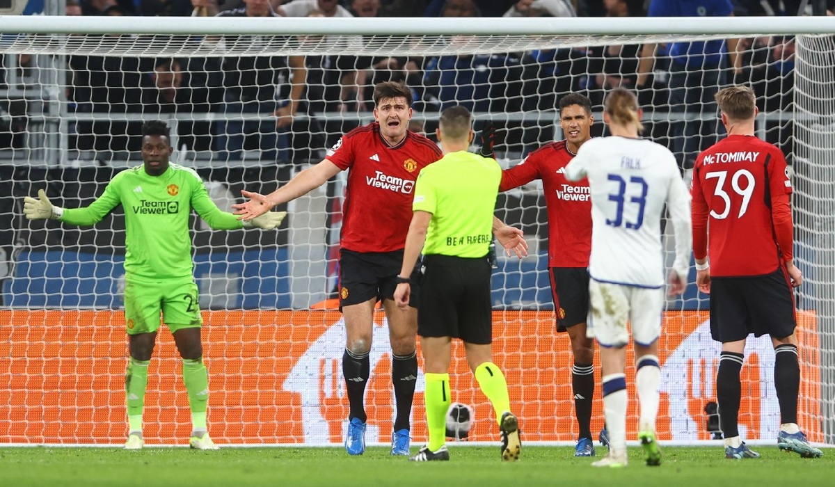 Primă repriză nebună în FC Copenhaga – Manchester United! Patru goluri şi un cartonaş roşu în repriza prelungită cu 13 minute