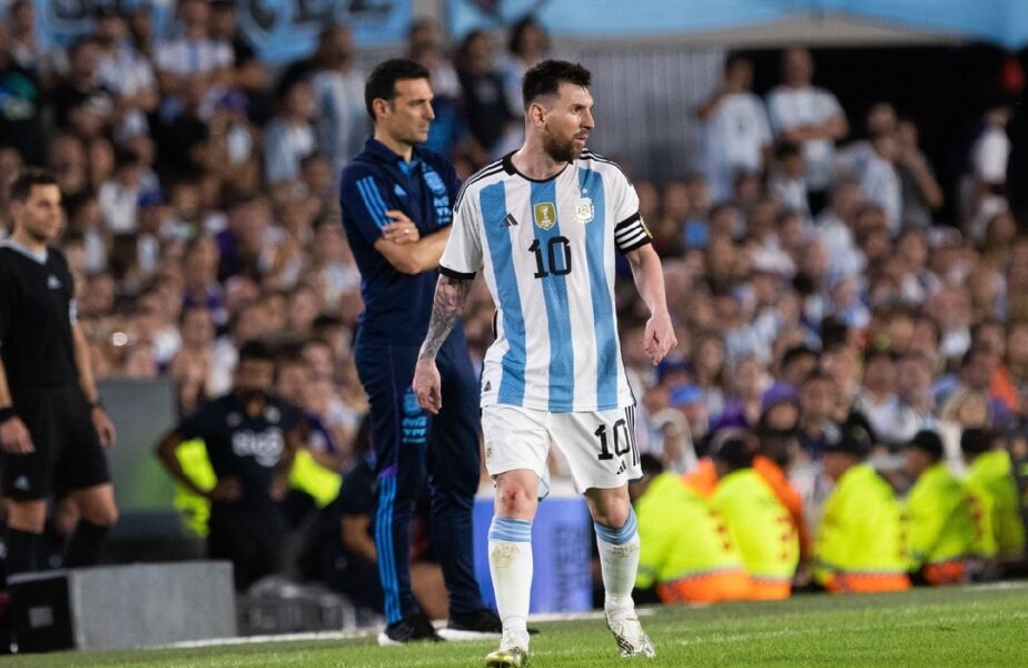 Lionel Messi, deranjat că a aflat din presă de intenţia lui Scaloni de a părăsi naţionala! Discuţia incredibilă cu selecţionerul