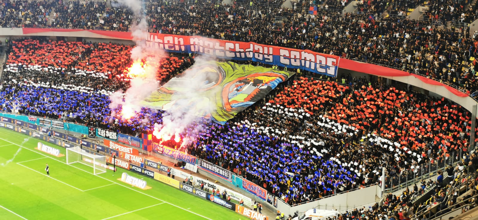 Atmosferă spectaculoasă la derby-ul FCSB - Rapid