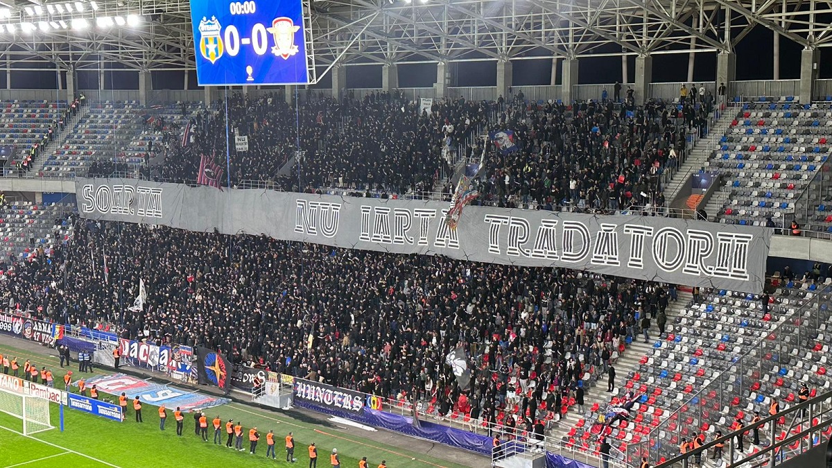 Atmosferă de senzaţie la CSA Steaua - Rapid