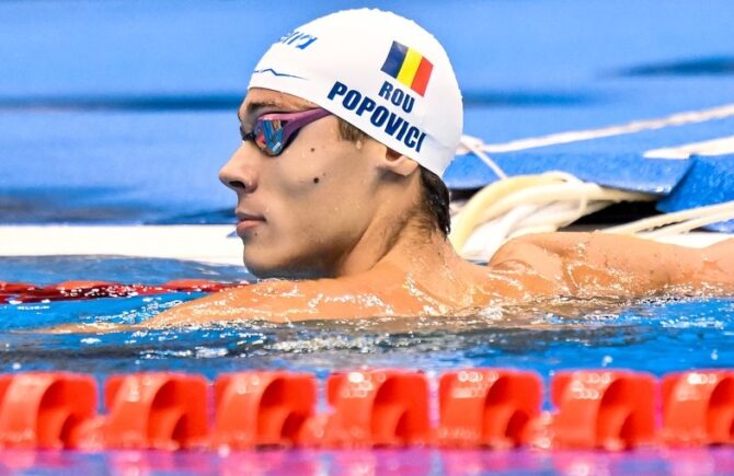 Programul complet al lui David Popovici la Campionatele Europene de înot în bazin scurt 2023. Competiţia e live în AntenaPLAY