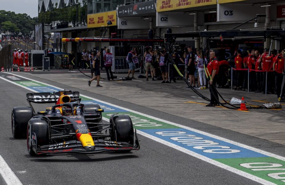 Max Verstappen va pleca din pole position la Marele Premiu al Braziliei