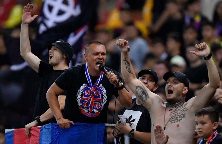 Ultraşii FCSB-ului au fost peste jucători, în cantonament: „Fără menajamente!”. Mihai Stoica, detalii înainte de FCSB – Rapid