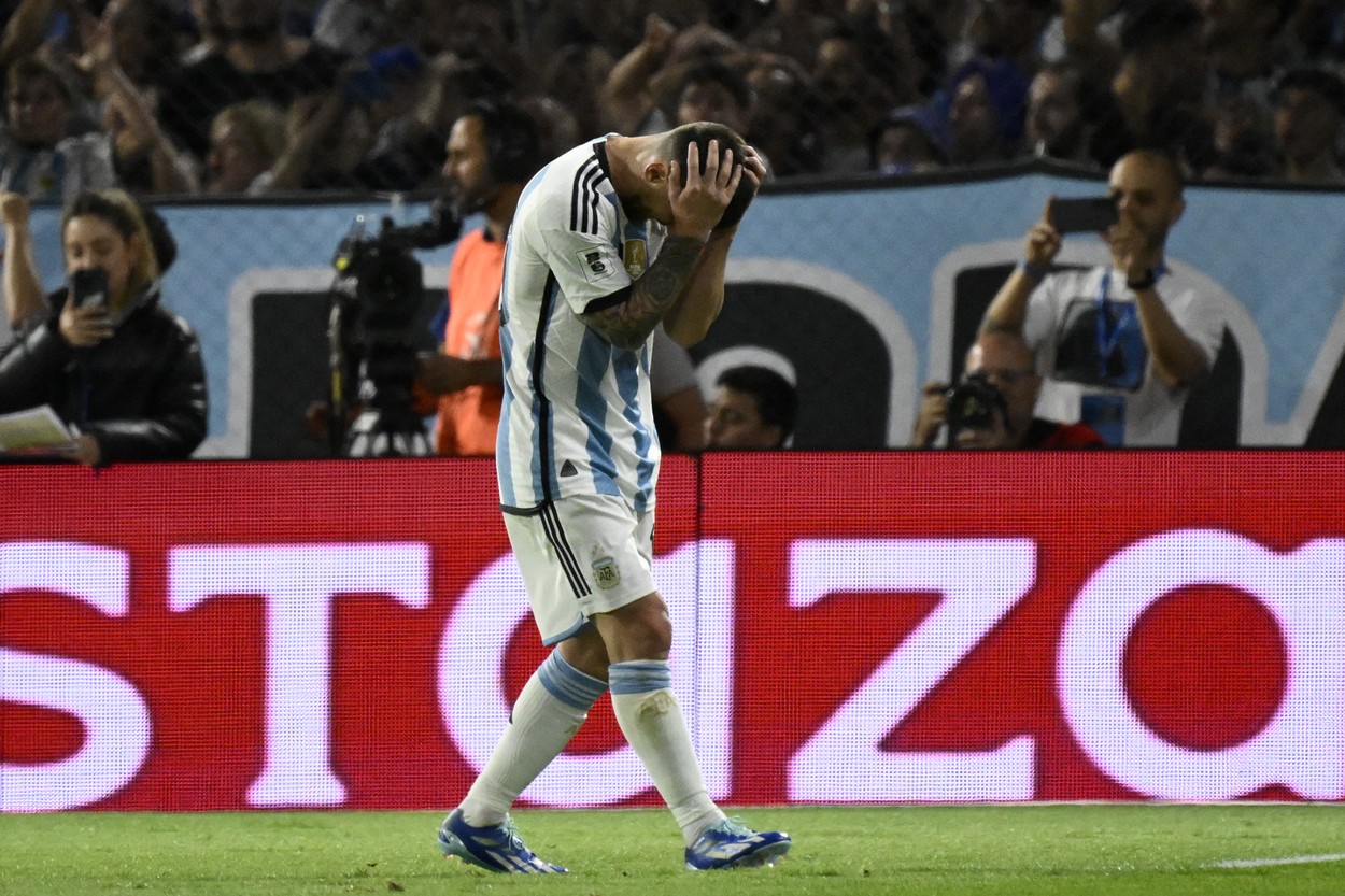 Argentina's forward Lionel Messi reacts after missing a free kick during the 2026 FIFA World Cup South American qualification football match between Argentina and Uruguay at La Bombonera stadium in Buenos Aires on November 16, 2023.,Image: 822536598, License: Rights-managed, Restrictions: , Model Release: no