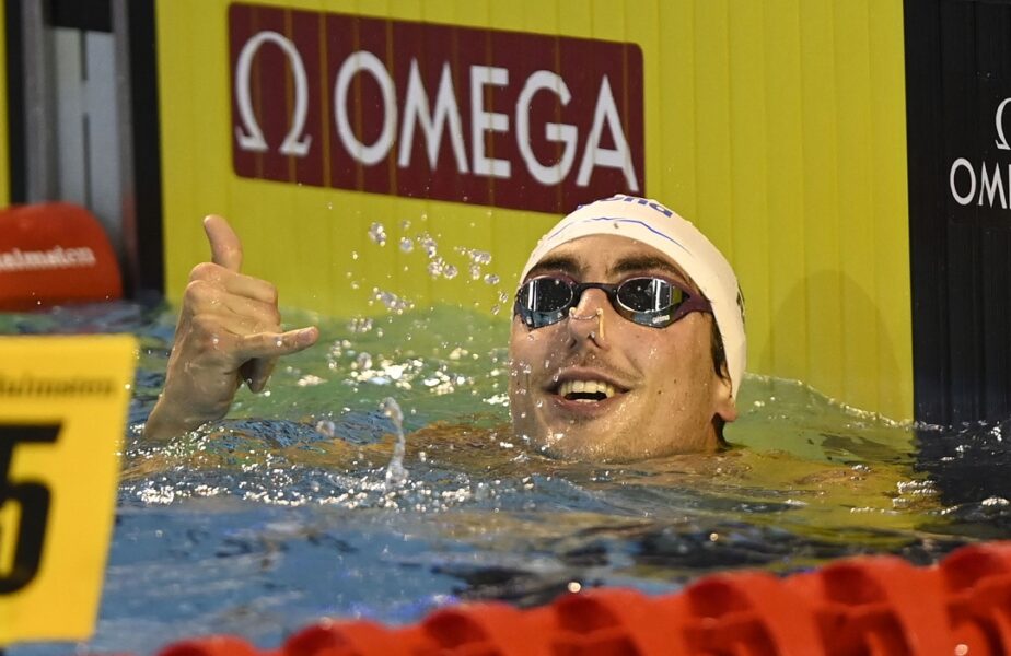 Andrei Ungur s-a calificat în finala probei de 100 de metri spate masculin la Campionatele Europene de înot în bazin scurt