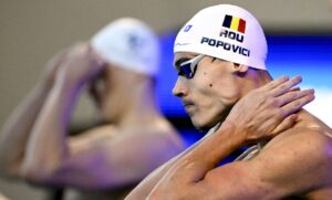 David Popovici nu mai e cel mai rapid înotător la 100 metri liber din istorie! Record uluitor la Doha