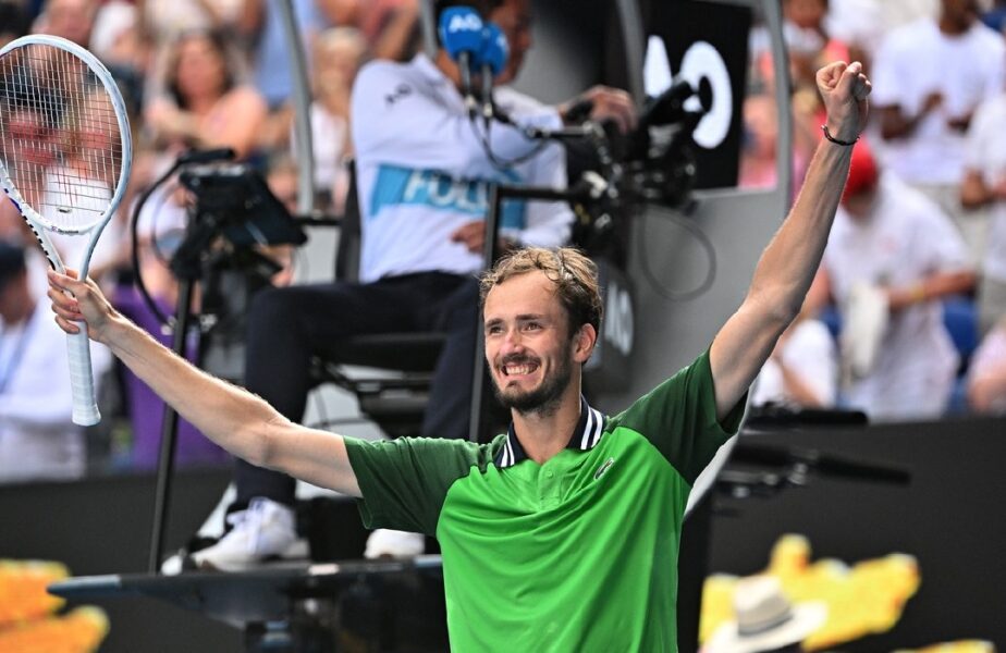 Daniil Medvedev s-a calificat în semifinalele Australian Open! Borne incredibile atinse de rus, după un meci maraton