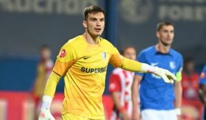 „Îmi reproşez că am luat 4 goluri!” Marian Aioani, discurs sincer după Rapid – CFR Cluj 1-4: „Nu ştiu ce explicaţie pot da”