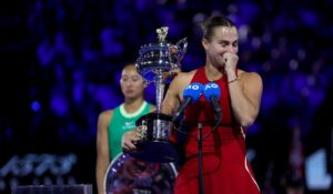 Aryna Sabalenka a avunt un discurs emoționant, după ce a câștigat Australian Open 2024: „O să plâng. Am uitat ce voiam să zic”