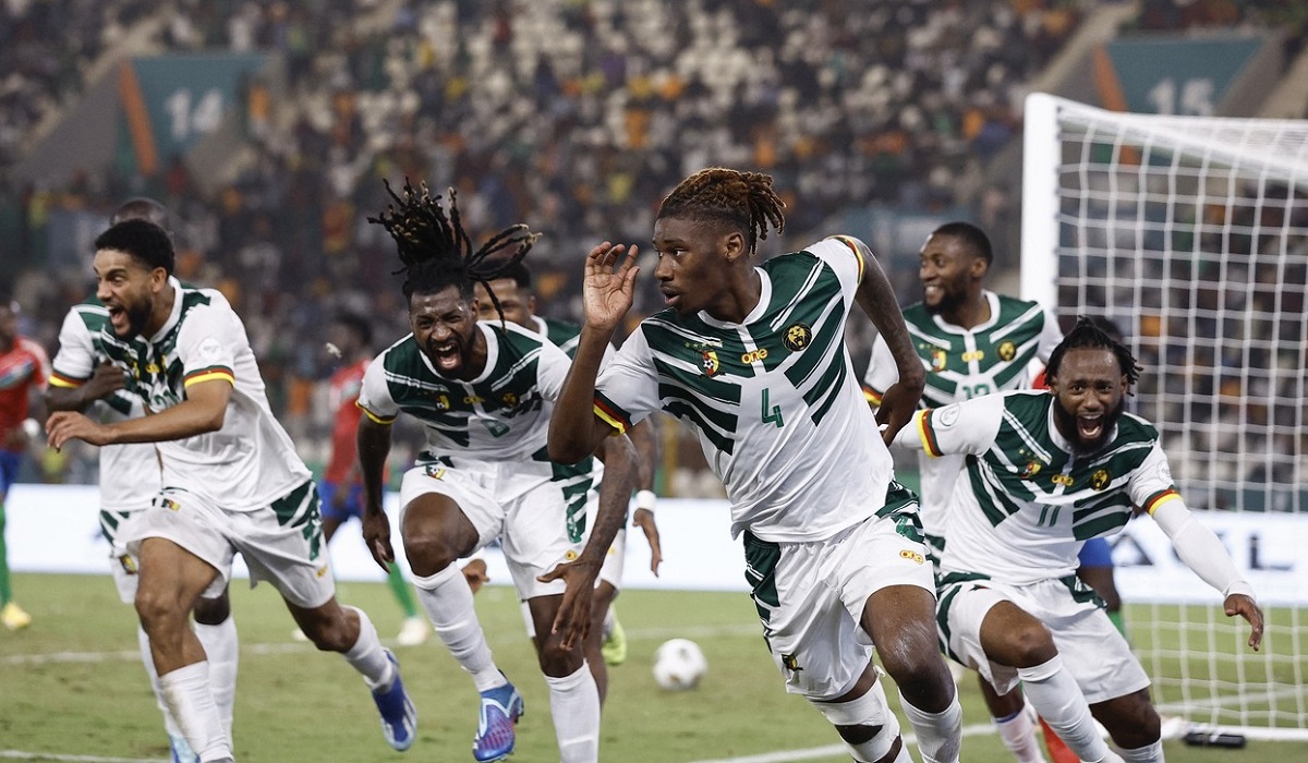 Camerun s-a calificat în optimile Cupei Africii pe Naţiuni! Victorie dramatică cu Gambia