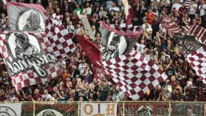 Fanii Rapidului fac scandal înaintea derby-ului cu Dinamo: „Să meargă cu cățelușii lor”. Motivul pentru care sunt nemulțumiți