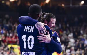 Franţa s-a calificat dramatic în finala Campionatului European de handbal! Suedia, deţinătoarea trofeului, a părăsit competiţia