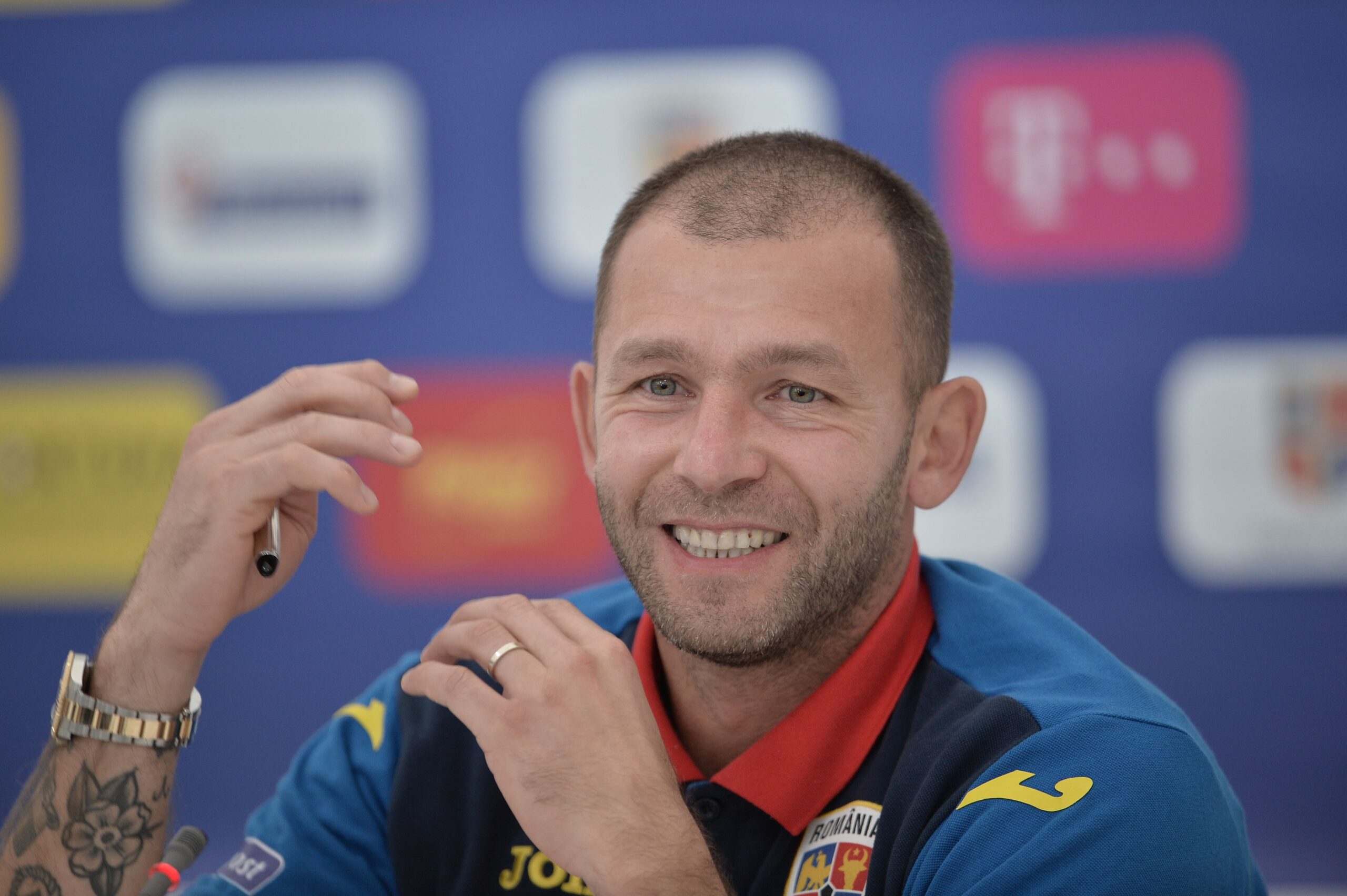 Bogdan Lobont, de la nationala de fotbal a Romaniei, sustine o conferinta de presa la Centrul National de Fotbal Mogosoaia, luni, 4 iunie 2018.