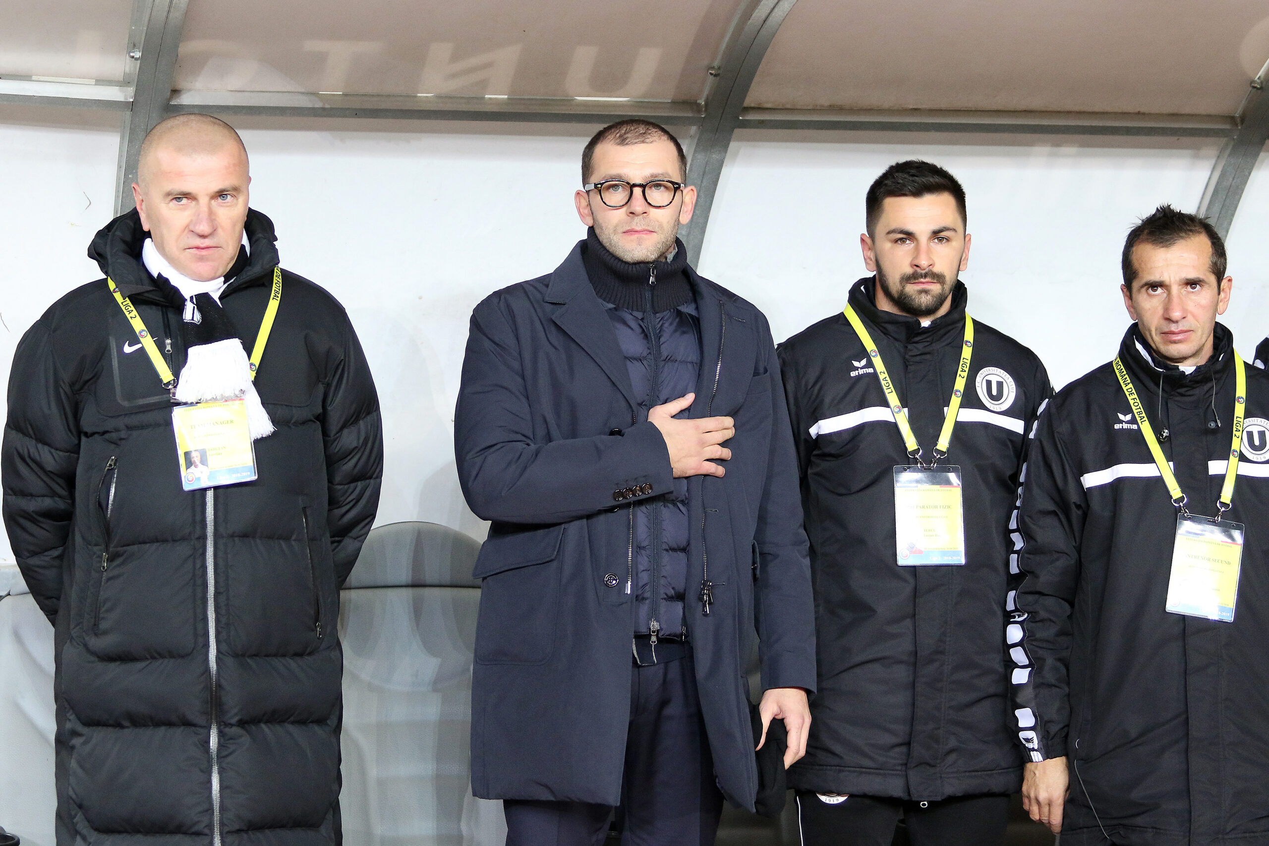 Antrenorul Bogdan Lobont in meciul dintre Universitatea Cluj si Chindia Targoviste din Liga 2 la fotbal, vineri, 7 decembrie 2018, disputat pe Cluj Arena din Cluj-Napoca. © FOTO: Mircea Rosca / www.SportPictures.ro