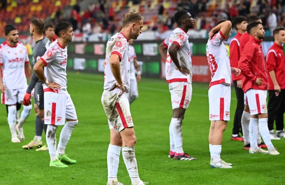 „A fost fault clar! Ce avantaj?” Jucătorii lui Dinamo au criticat arbitrajul după 0-4 cu CFR Cluj