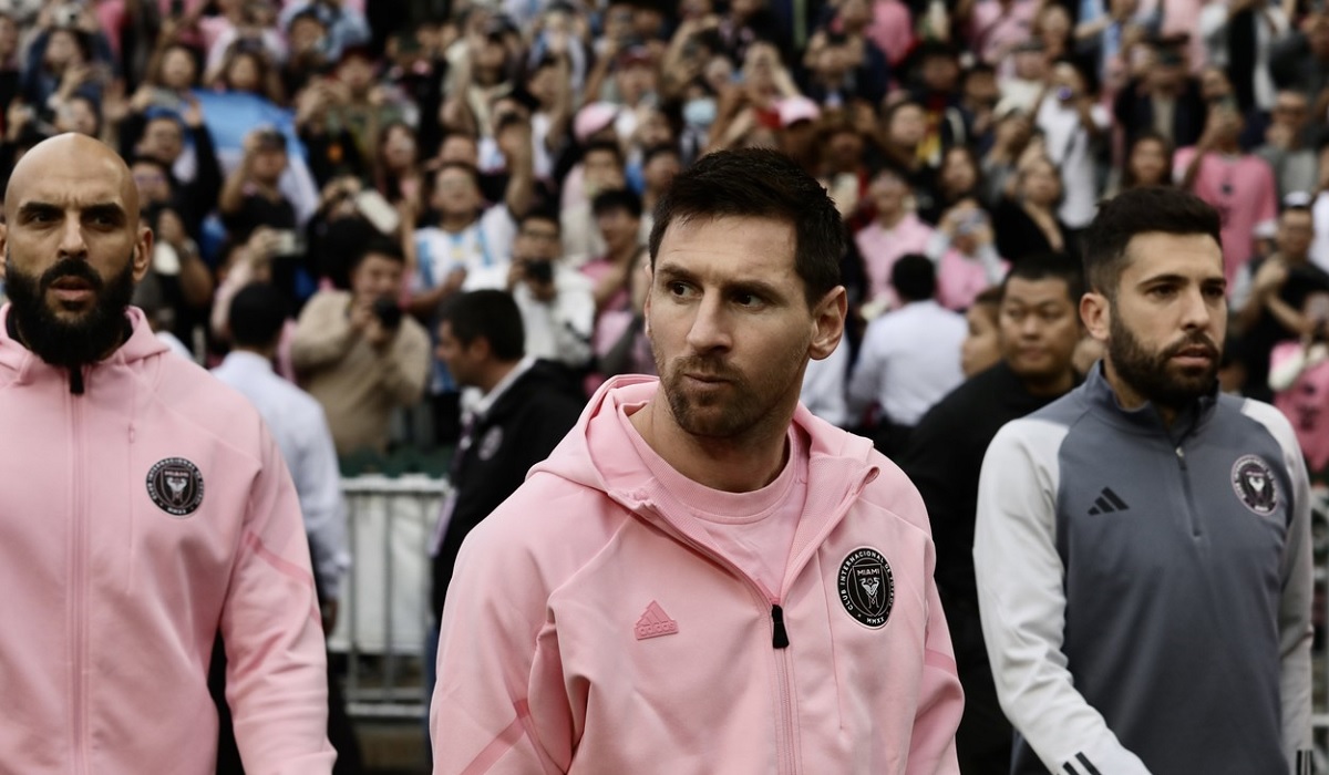 Scandalul provocat de absenţa lui Lionel Messi în Hong Kong ia amploare