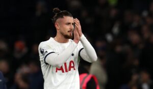 Antrenorul lui Tottenham nu s-a ferit de cuvinte când a vorbit despre Radu Drăgușin: „Știa că meciurile nu îi sunt garantate”