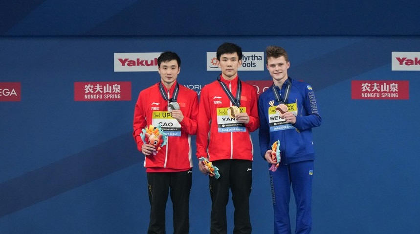 Chinezii au făcut legea la sărituri, la Campionatele Mondiale de nataţie: 9 medalii de aur