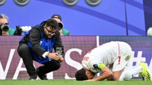 Imagini memorabile la Cupa Asiei: jucătorii Iranului au plâns în hohote după ce au eliminat miraculos Japonia