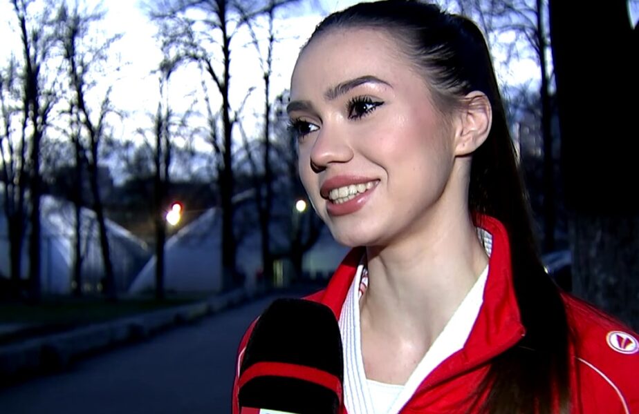 AS.RO LIVE | Maria Coman a fost invitata lui Dan Pavel. Poveşti de senzaţie spuse de karatista de la Dinamo