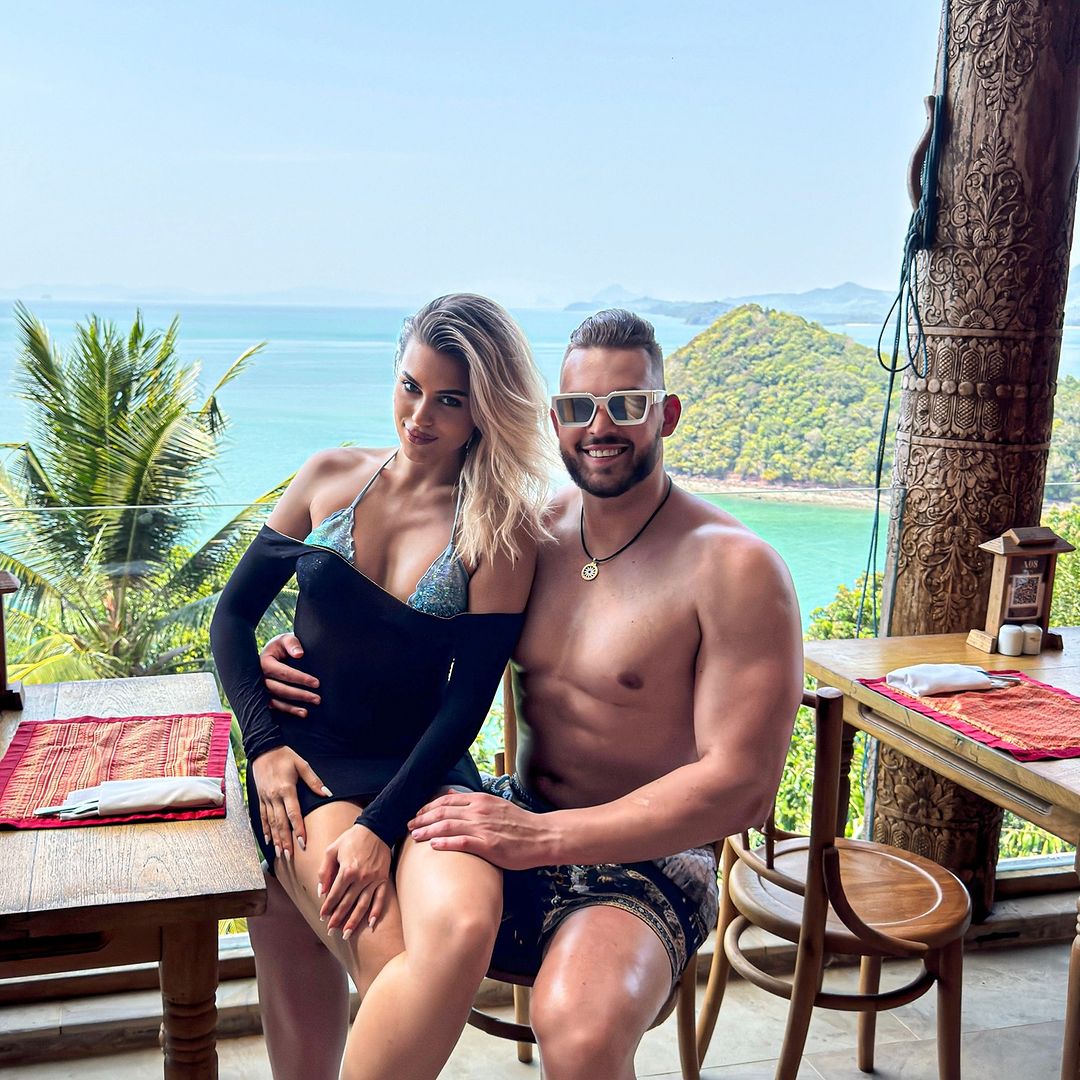 Caius Covrig şi iubita lui, în Thailanda / Caius Covrig Instagram