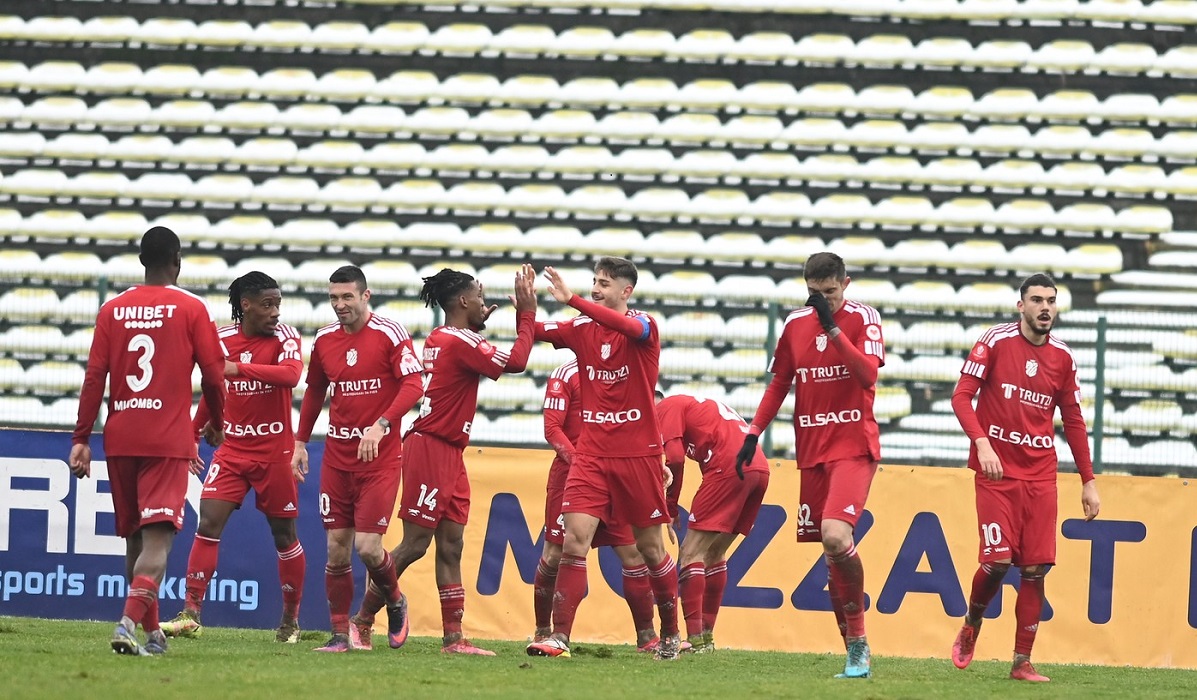 Botoșani a câștigat derby-ul Moldovei și pune presiune pe Dinamo. Elevii lui Bogdan Andone speră la salvare.