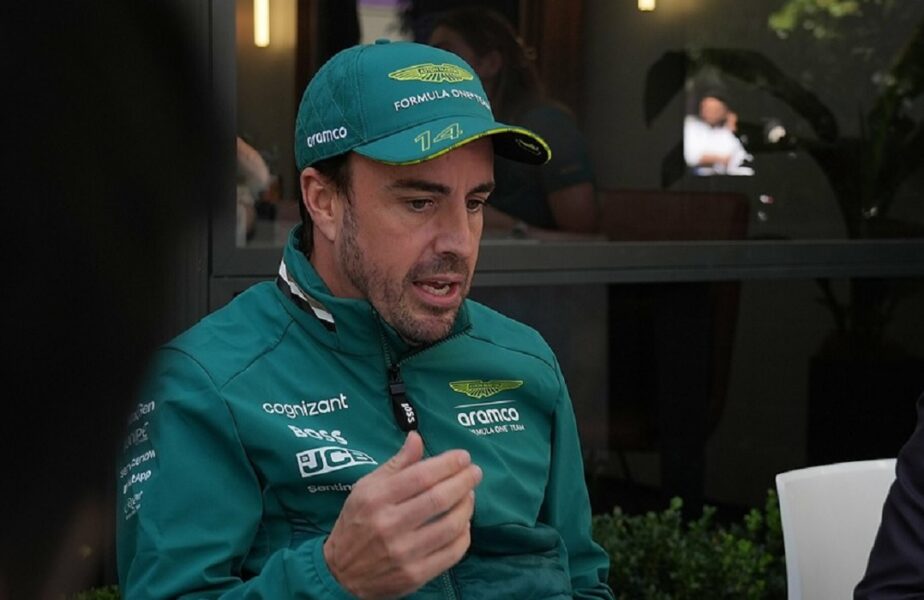 Fernando Alonso, anunţ în privinţa viitorului său în Formula 1™: „Nu ar fi corect faţă de echipă dacă aştept”
