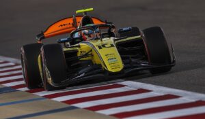 Cursa din Formula 2™ a Marelui Premiu al Bahrainului e sâmbătă (12:30, LIVE VIDEO) în AntenaPLAY. Gabriel Bortoleto, în pole