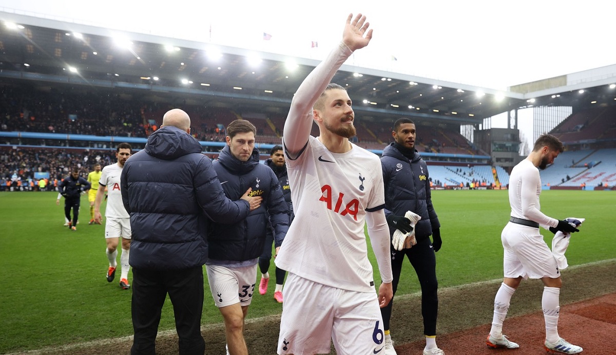 Radu Drăguşin, lăudat de antrenorul lui Tottenham după meciul cu Aston Villa! Ce a declarat Ange Postecoglou