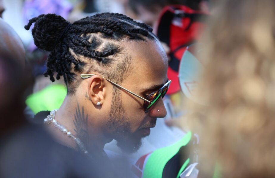 „Un chin!” Lewis Hamilton, mesaj categoric după ce a abandonat în Marele Premiu al Australiei
