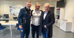 Edi Iordănescu l-a vizitat pe Carlo Ancelotti! L-a avut alături pe tatăl lui şi a transmis un mesaj superb: „Doi titani!”