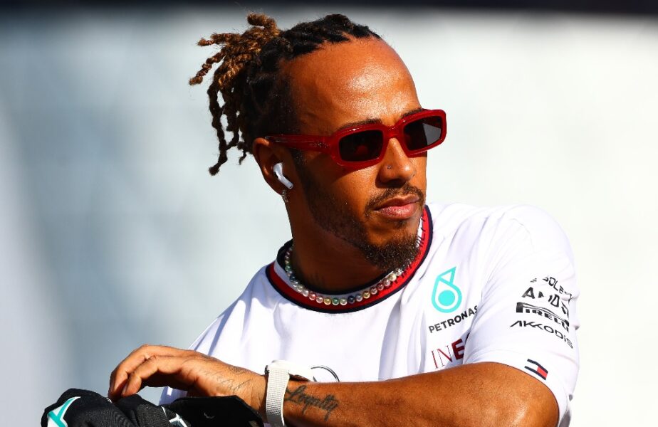 Lewis Hamilton, după ce a terminat la 50 de secunde în spatele lui Max Verstappen, la Bahrain: „Credeam că vom fi mai aproape”