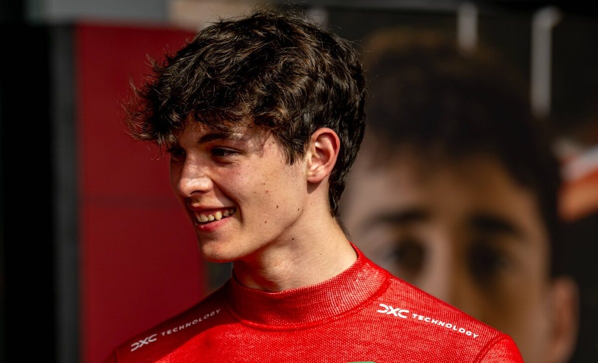 Ollie Bearman, surpriza lui Ferrari. La 18 ani, va concura la Marele Premiu al Arabiei Saudite