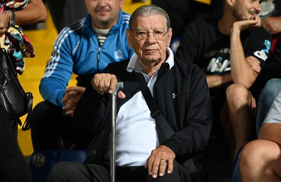 Emeric Ienei împlineşte 87 de ani! Ce mesaje a primit legenda roş-albaştrilor de la CSA Steaua şi FCSB