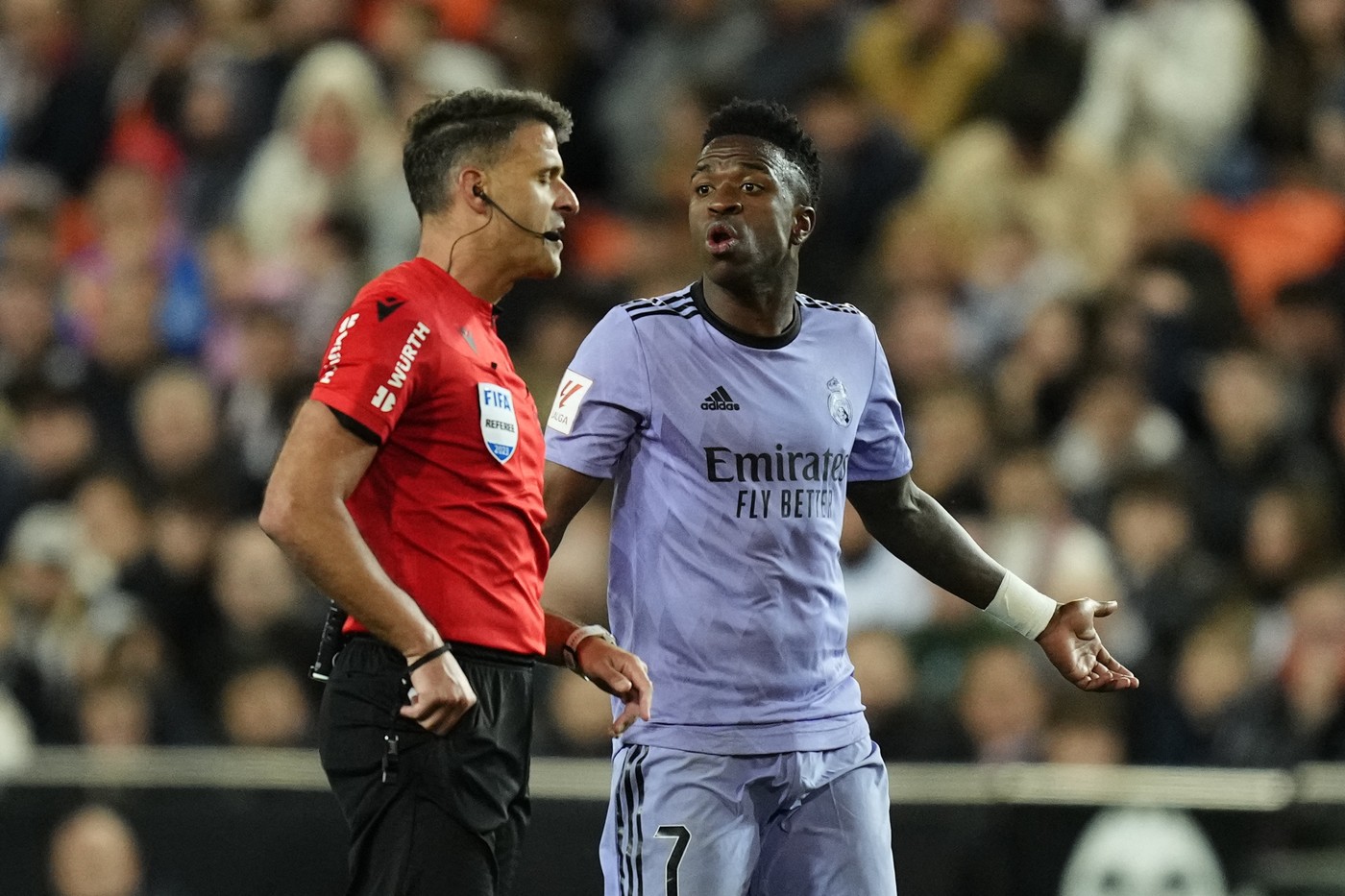 VALENCIA, SPAIN - MARCH 2: Vinicius Junior left winger of Real Madrid and Brazil protst to referee during the LaLiga EA Sports match between Valencia CF and Real Madrid CF at Estadio Mestalla on March 2, 2024 in Valencia, Spain. Jose Hernandez / Anadolu,Image: 853098855, License: Rights-managed, Restrictions: , Model Release: no