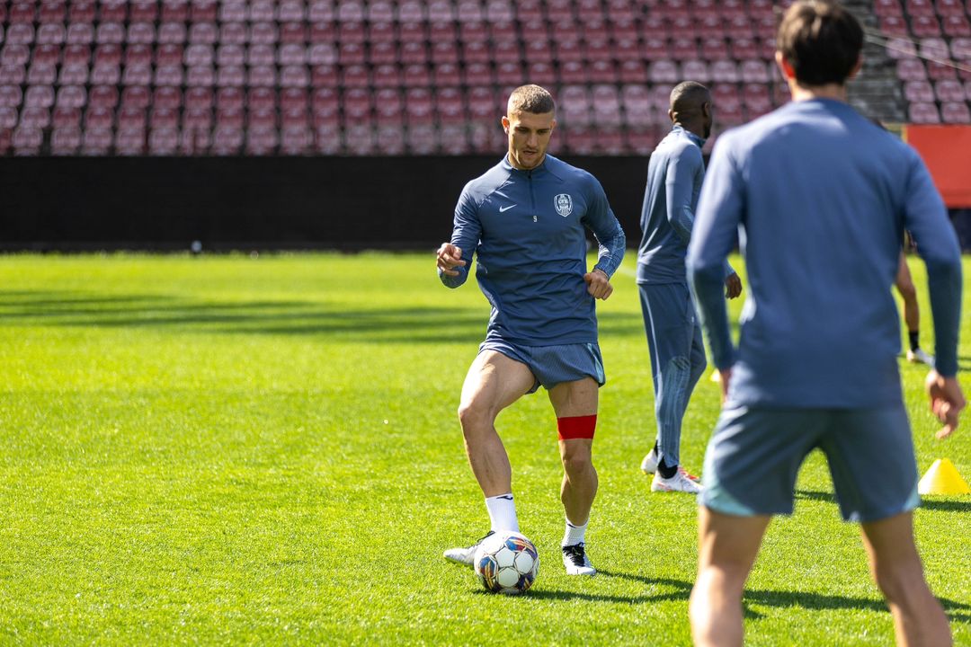 Imagini de la primul antrenament condus de Ovidiu Hoban la CFR Cluj / Instagram CFR Cluj