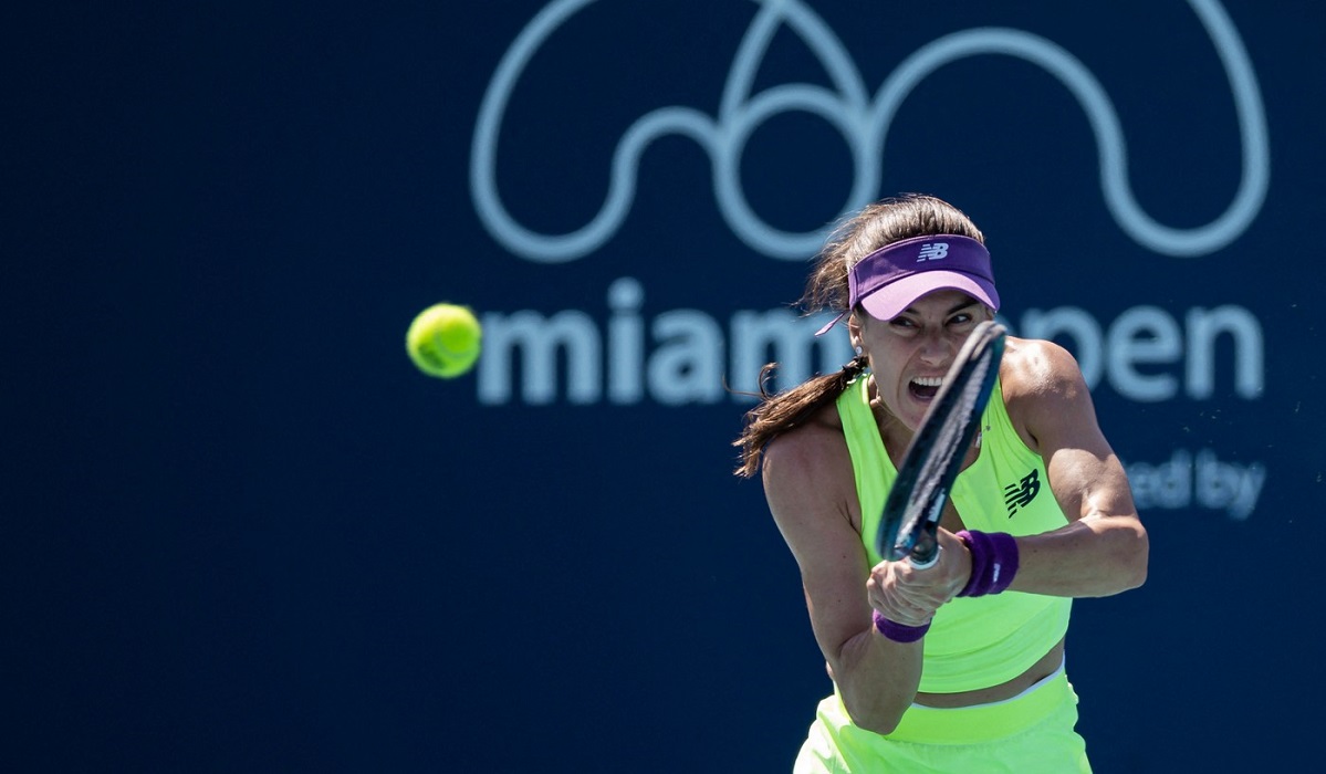 MIAMI GARDENS, FLORIDA - MARCH 24: Sorana Cirstea of Romania hits a shot against Daria Kasatkina during their match at Hard Rock Stadium on March 24, 2024 in Miami Gardens, Florida.   Brennan Asplen,Image: 859348054, License: Rights-managed, Restrictions: , Model Release: no
