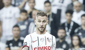 Denis Drăguș, gol fabulos în Trabzonspor – Gaziantep! S-a distrat cu echipa care vrea să îl transfere. A marcat și Deian Sorescu