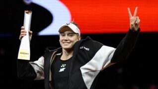 Elena Rybakina a câştigat turneul de la Stuttgart după o finală cu Marta Kostiuk. Al treilea trofeu din 2024