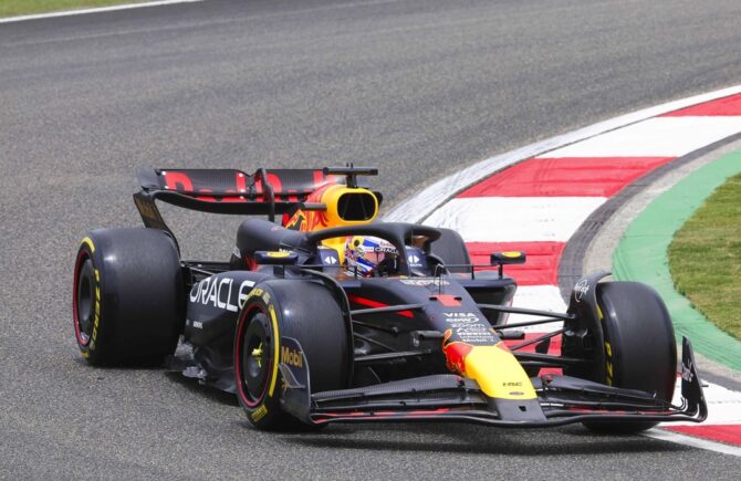 Max Verstappen a câștigat cursa de sprint a Marelui Premiu al Chinei, LIVE pe Antena 3 CNN și LIVE STREAM în AntenaPLAY