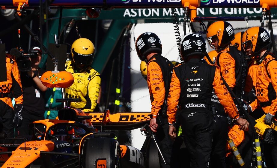 McLaren se desparte de David Sanchez. Directorul tehnic semnase în ianuarie, după 10 ani petrecuţi la Ferrari