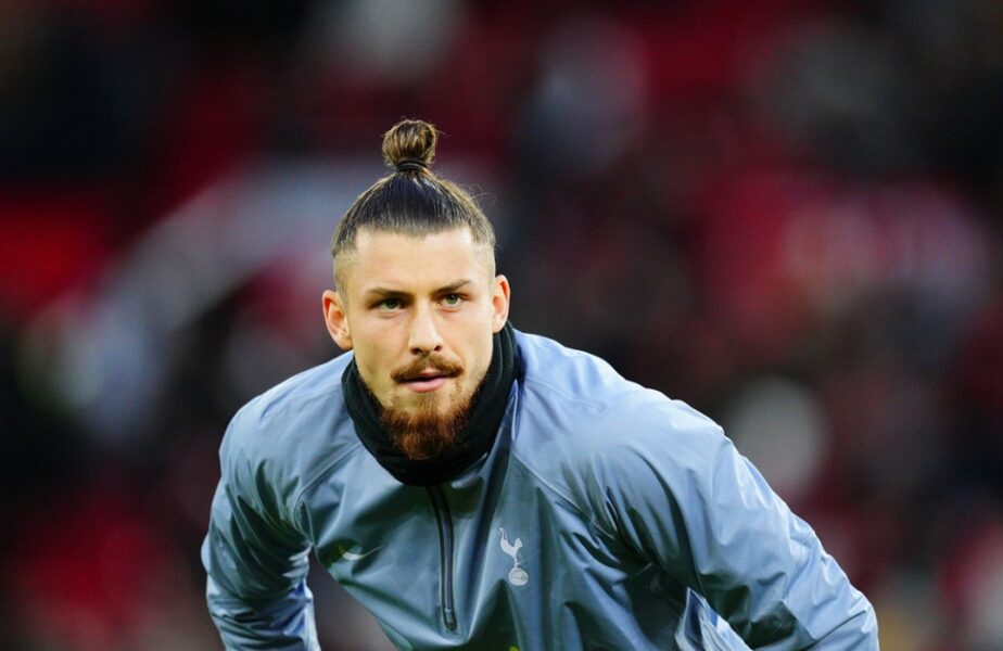 Italienii, mesaj tranşant pentru Radu Drăguşin: „Transferul lui i-a făcut mai bine lui Genoa decât lui Tottenham!”