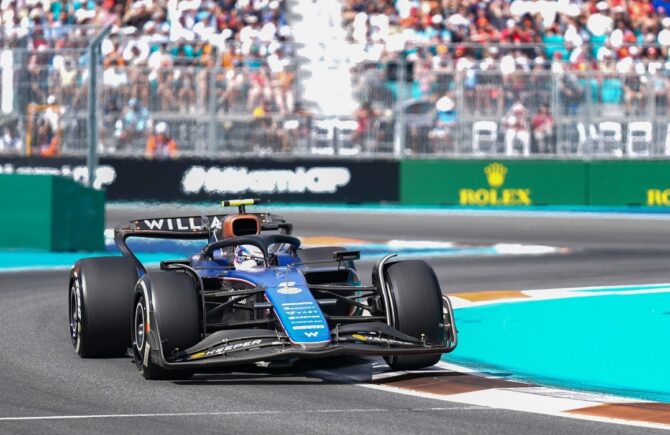 Alexander Albon și-a prelungit contractul cu Williams! Anunț important înainte de Marele Premiu de Formula 1™ de la Imola