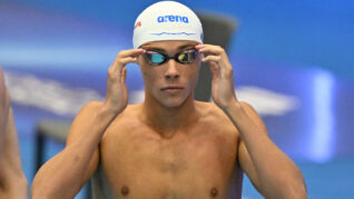 David Popovici a câştigat medalia de aur în „proba regină” a nataţiei, la Campionatele Europene de nataţie. Cursă colosală