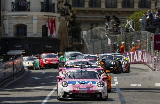 Larry ten Voorde a câștigat cursa de la Porsche Mobil 1 Supercup Monte Carlo 2024 care a fost în AntenaPLAY!