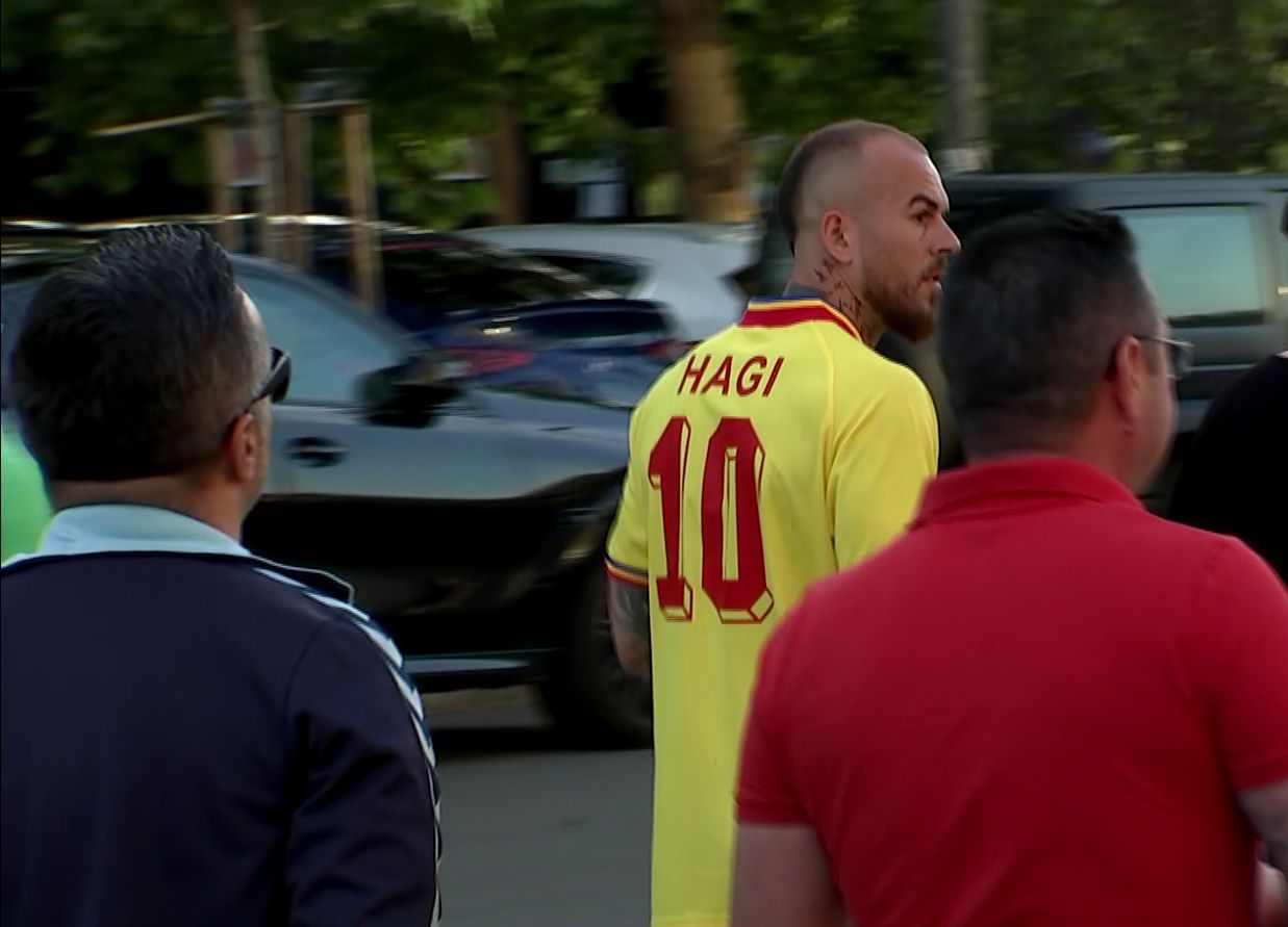 Denis Alibec a venit în tricoul lui Gică Hagi la meciul de retragere al Generaţiei de Aur