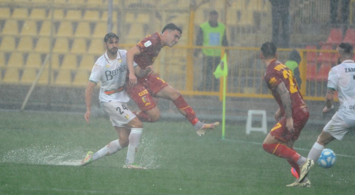 Catanzaro – Venezia 3-2 a fost în AntenaPLAY! Meci „nebun”, decis de un penalty ratat, repetat şi transformat!