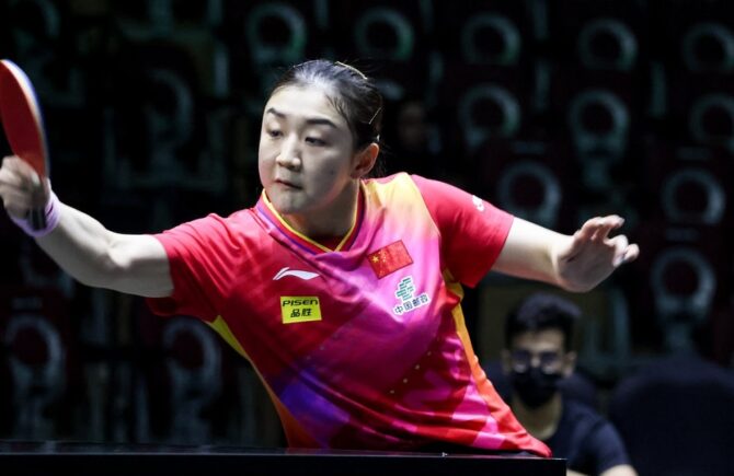 Chen Meng, campioana olimpică en-titre, a câştigat finala feminină de la Saudi Smash 2024, după o finală epică cu Sun Yingsha