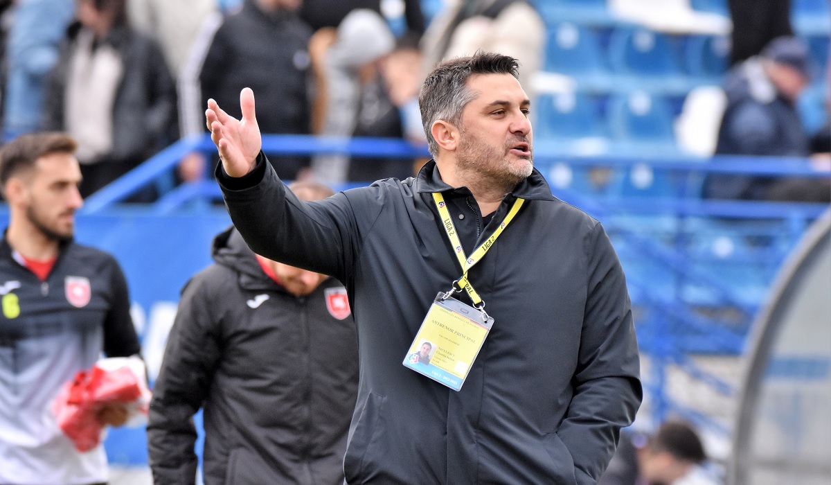 Claudiu Niculescu a început să râdă când a fost întrebat de Dinamo, după despărţirea de Şelimbăr! Mesaj clar pentru conducere